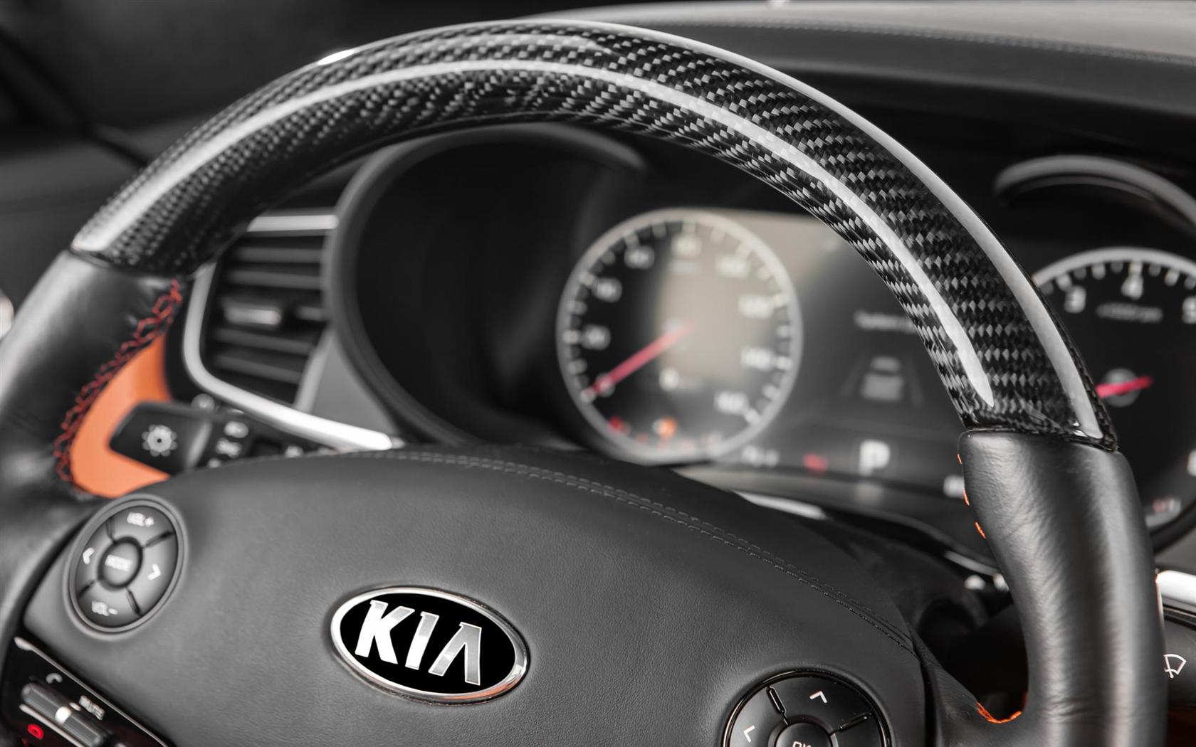 2015 Kia High-Performance K900