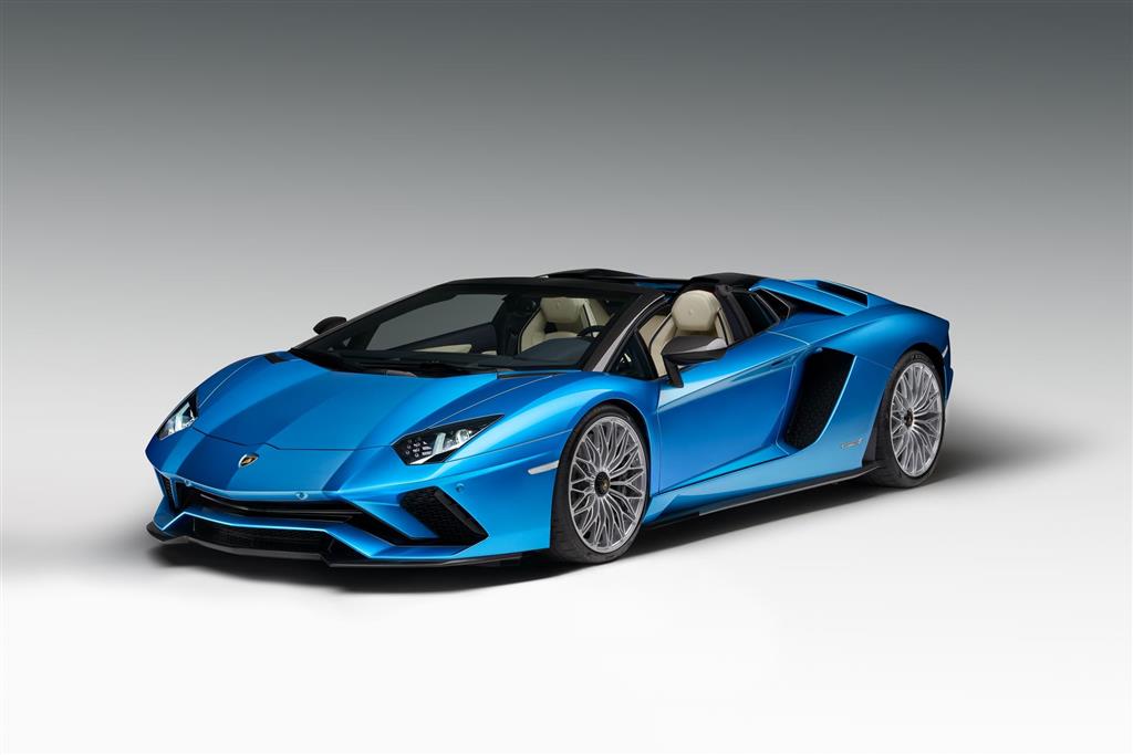 2017 Lamborghini Aventador S