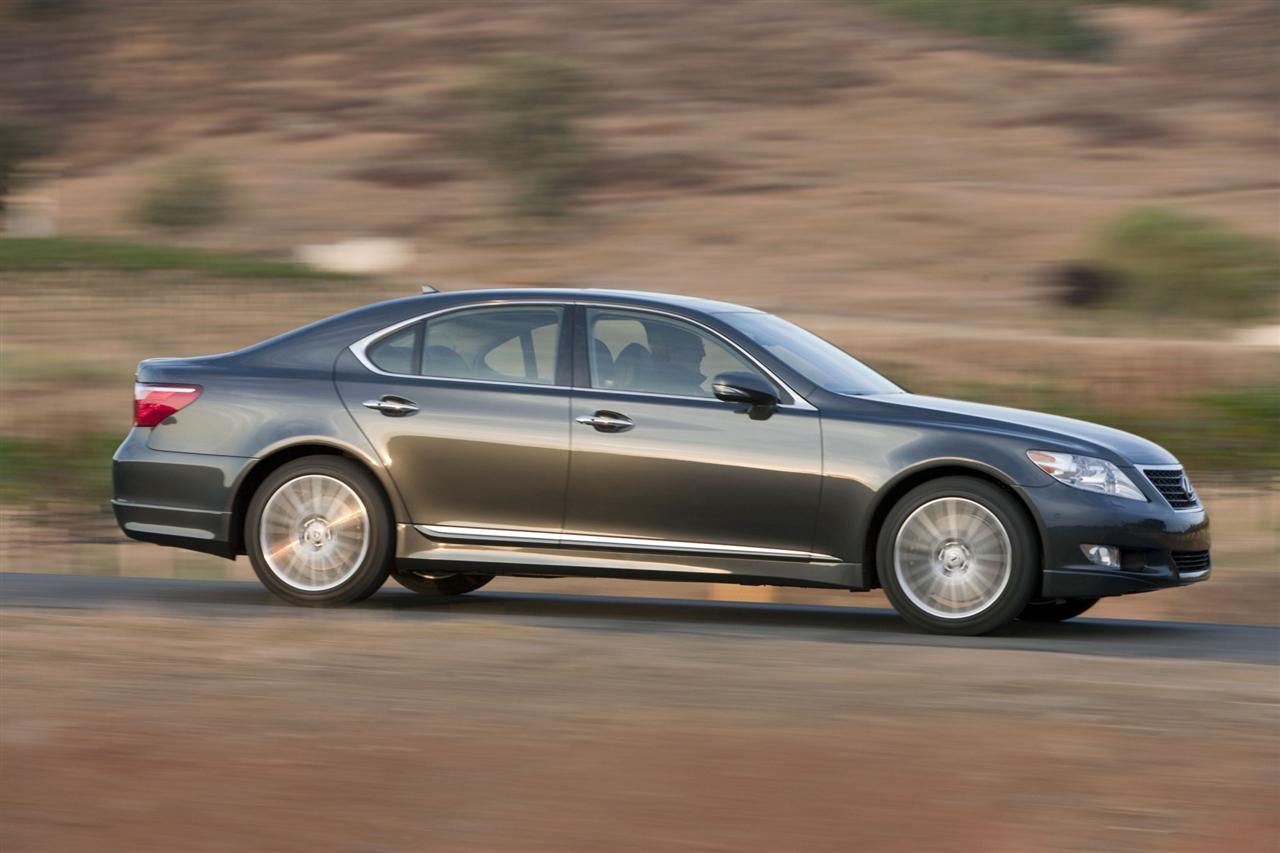 2010 Lexus LS 460