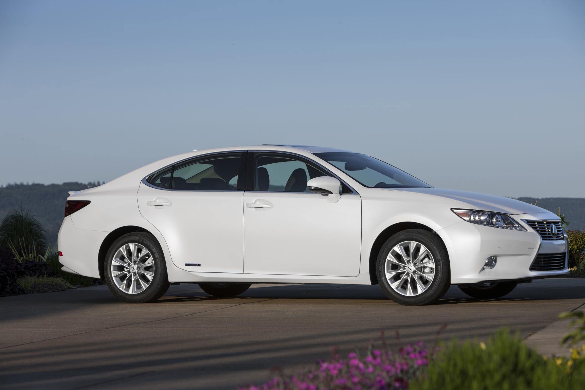 2013 Lexus ES 300h