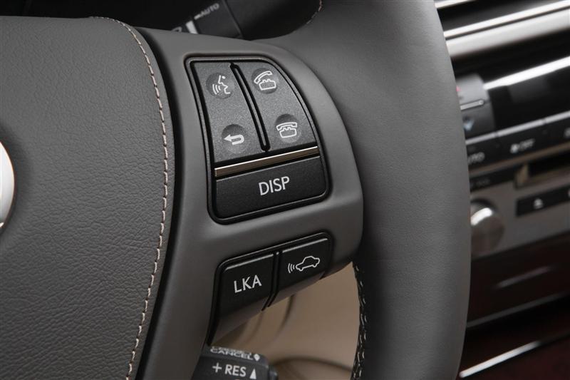 2014 Lexus LS