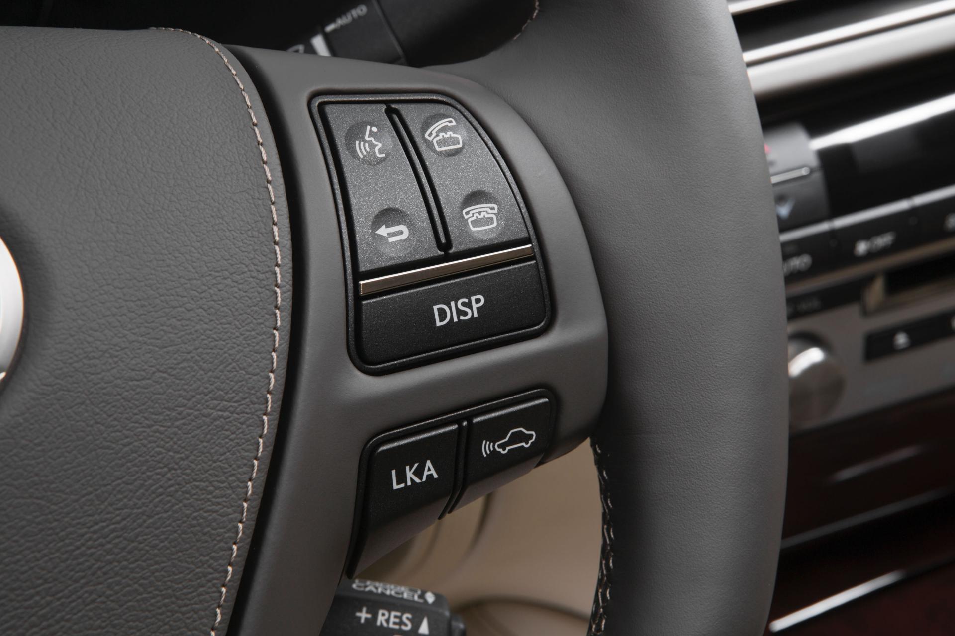 2014 Lexus LS
