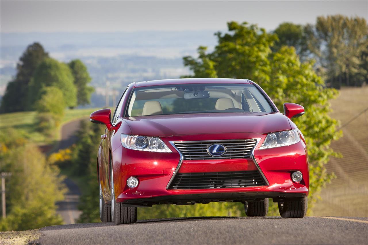 2014 Lexus ES 300h