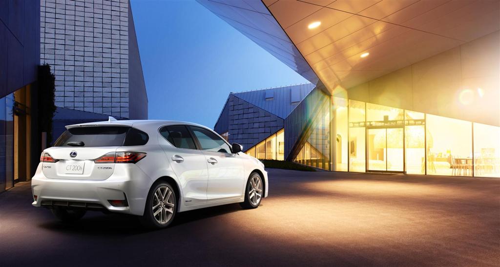 2014 Lexus CT 200h