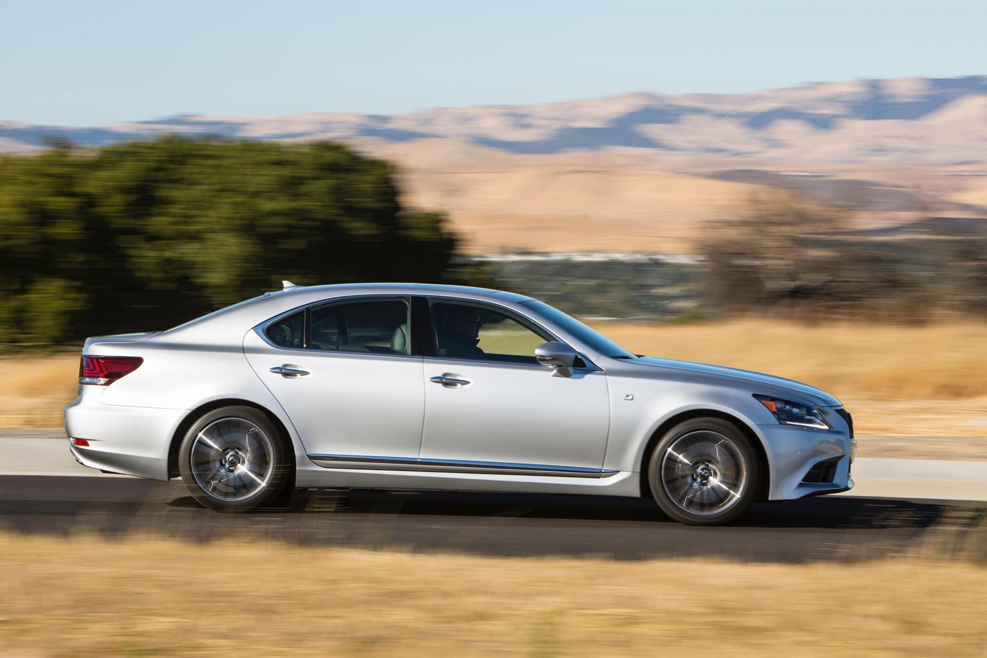 2016 Lexus LS