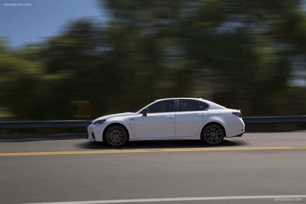 2017 Lexus GS F