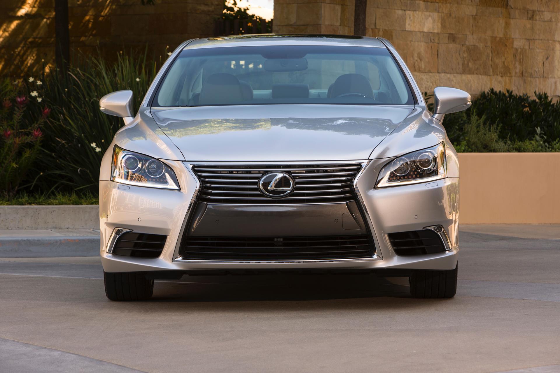 2017 Lexus LS