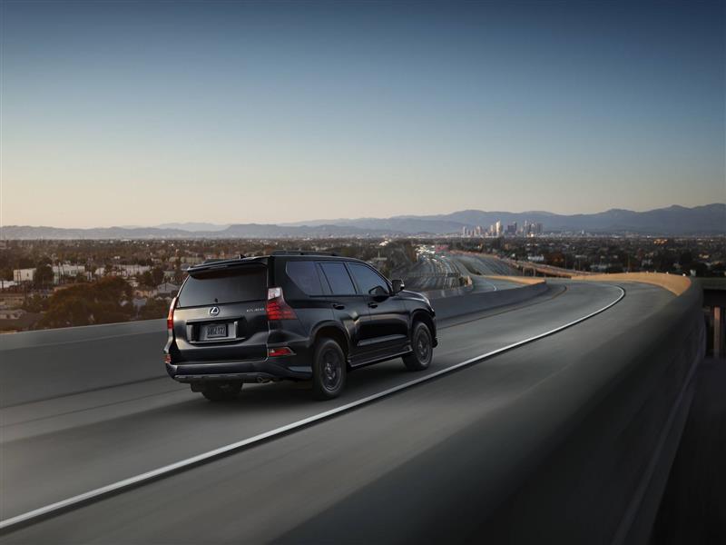 2022 Lexus GX Black Line