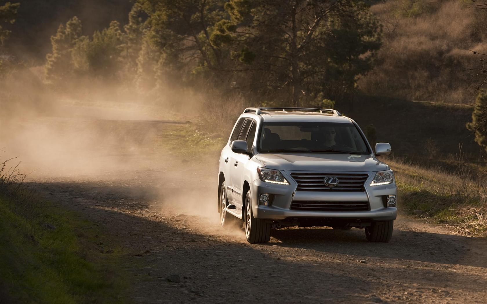 2015 Lexus LX 570