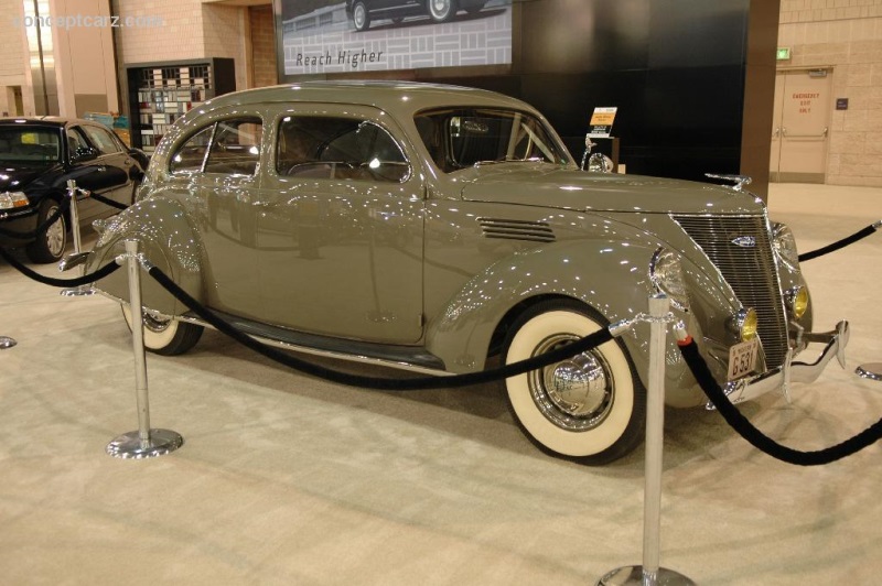 1936 Lincoln Zephyr