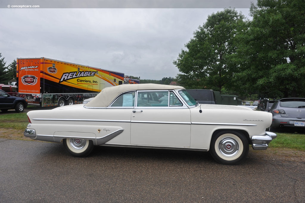 1955 Lincoln Capri