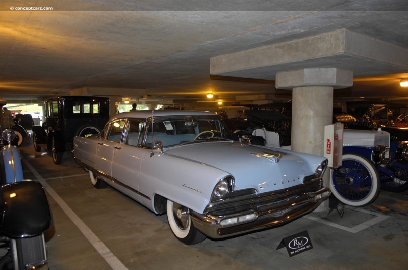 1956 Lincoln Premiere vehicle information