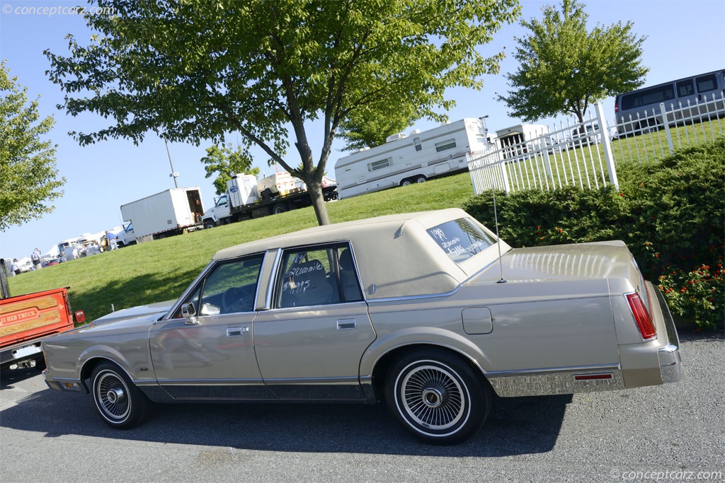 1989 Lincoln Town Car