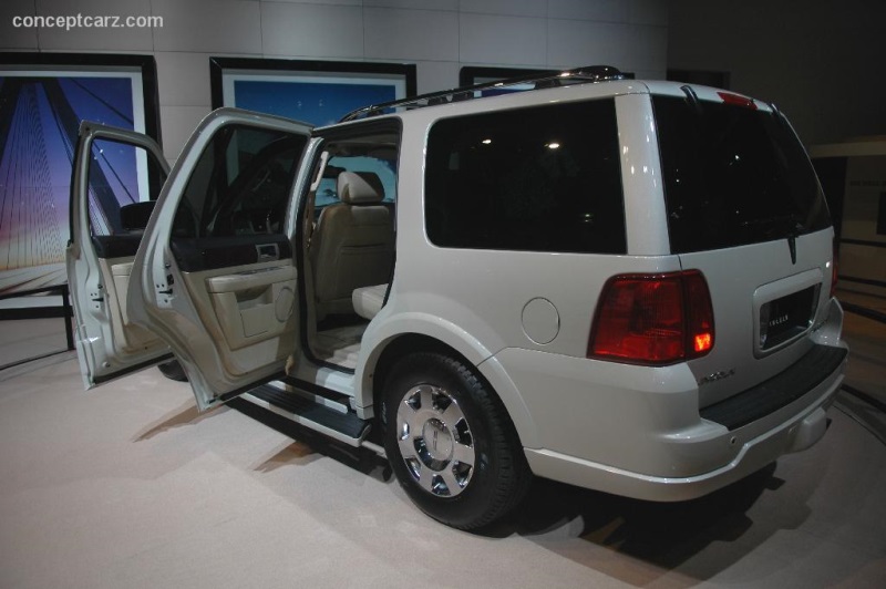 2005 Lincoln Navigator