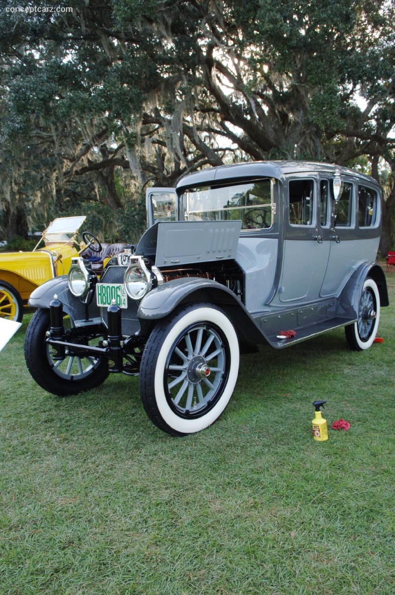 1914 Locomobile Model 38