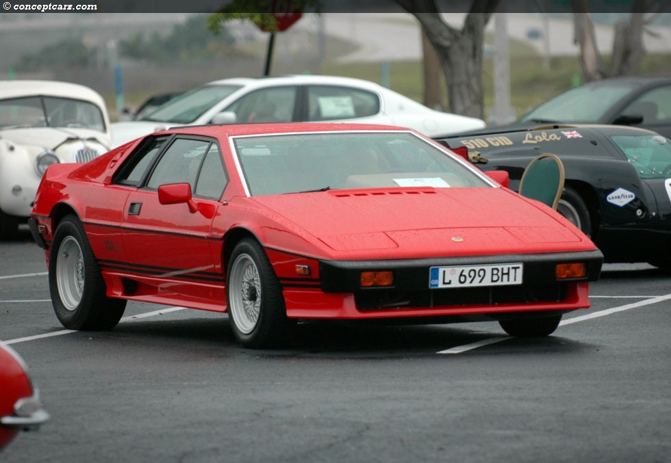 1986 Lotus Esprit photo