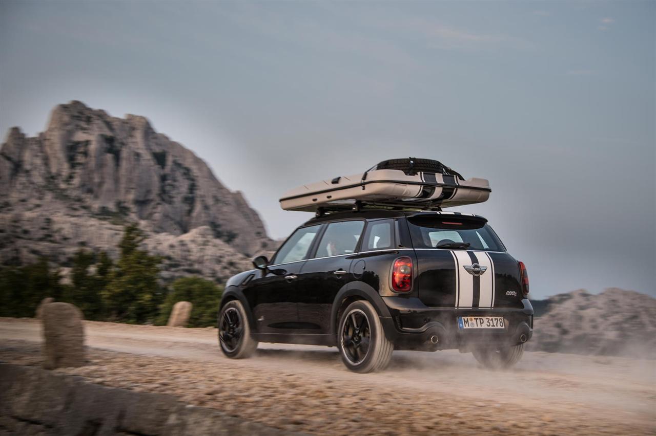 2013 MINI Countryman ALL4 Camp