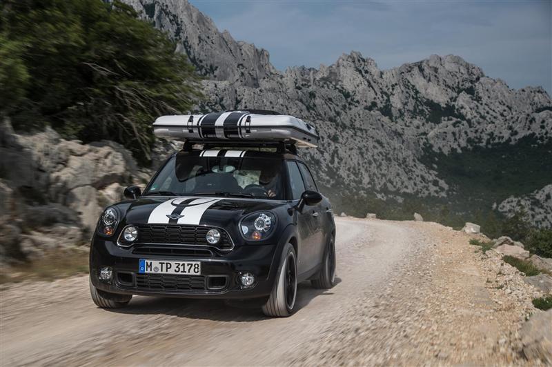 2013 MINI Countryman ALL4 Camp