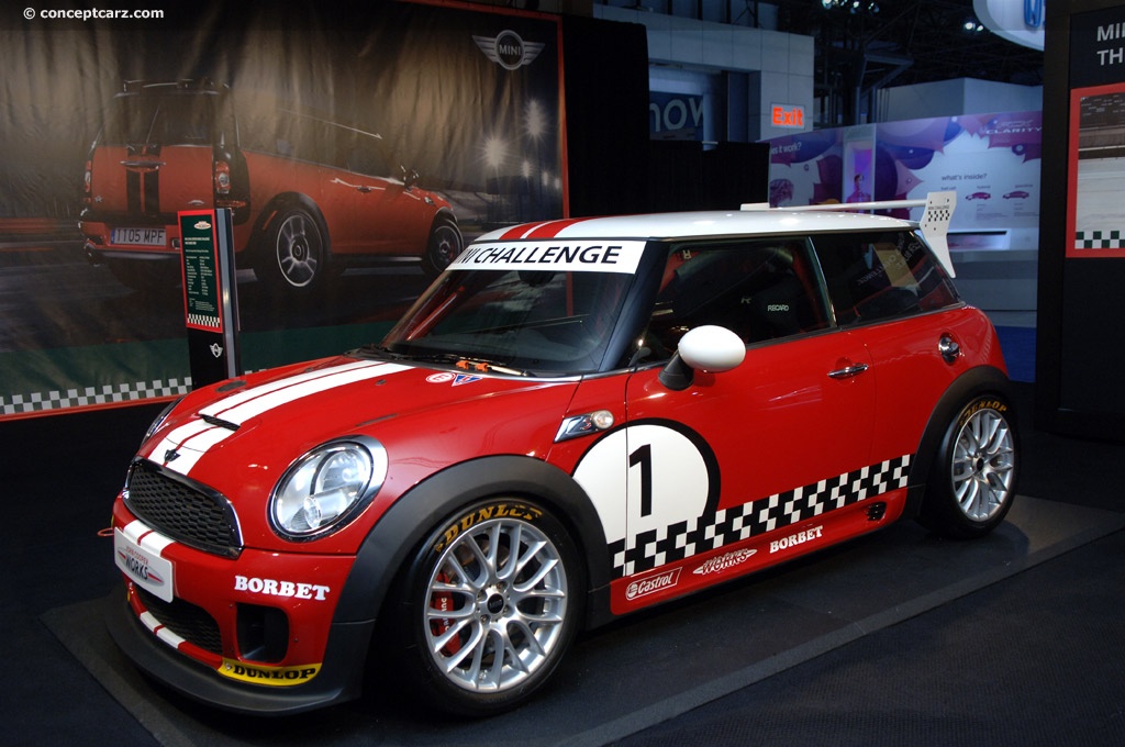 2008 MINI John Cooper Works Challenge Image. Photo 5 of 7