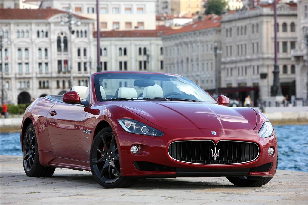 2012 Maserati GranCabrio Sport