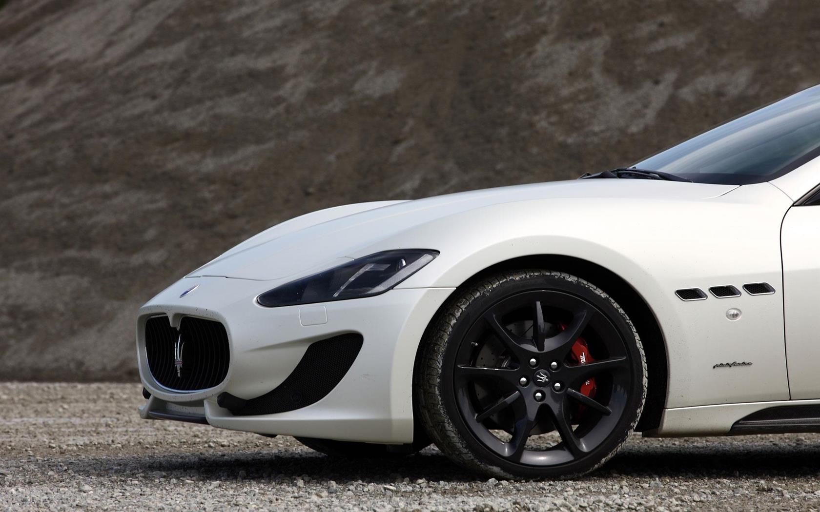 2016 Maserati GranTurismo