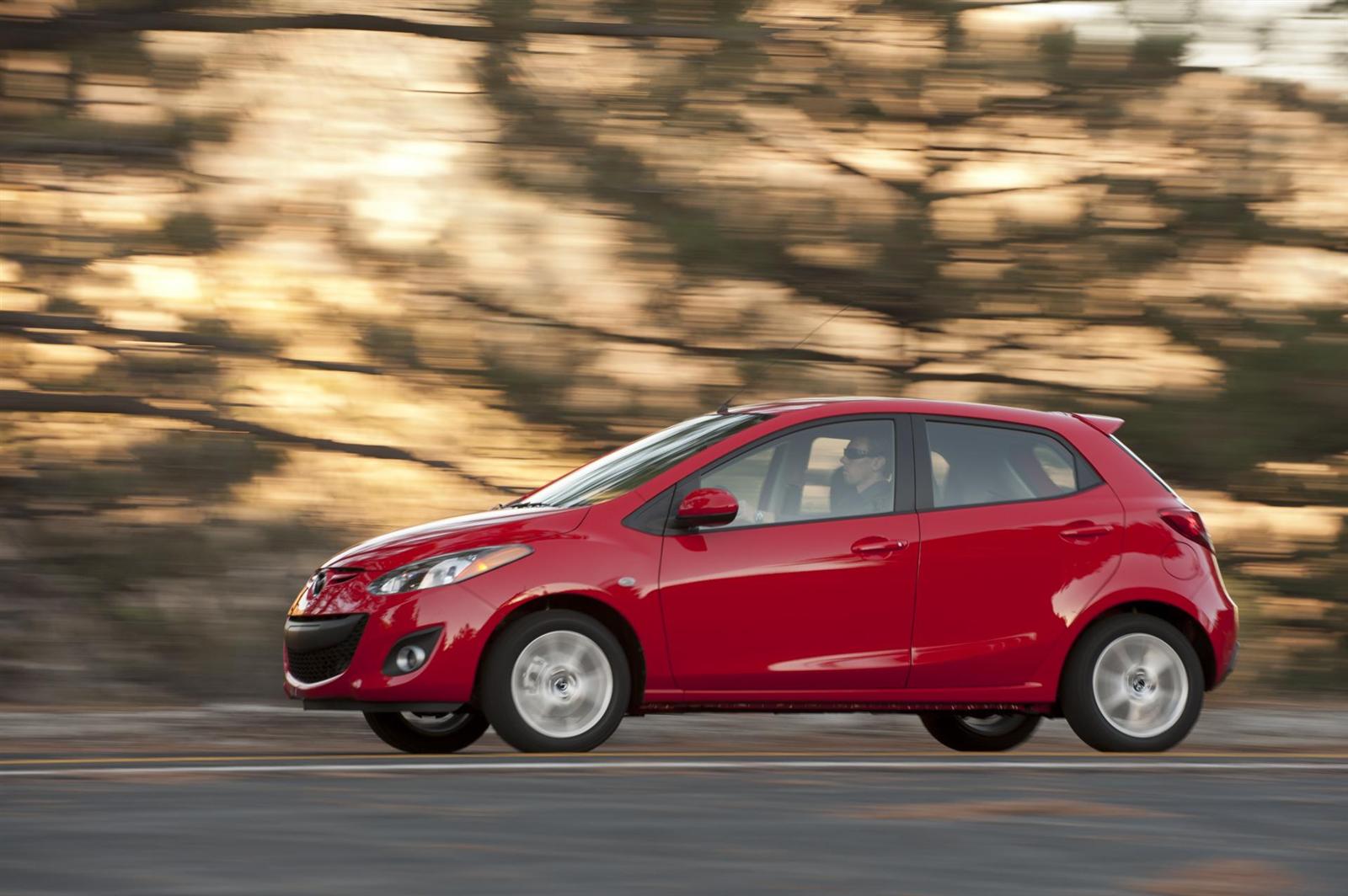 2014 Mazda 2 Image. Photo 25 of 35