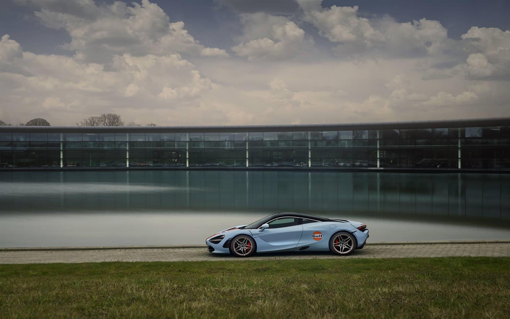 2021 McLaren 720S Gulf Livery