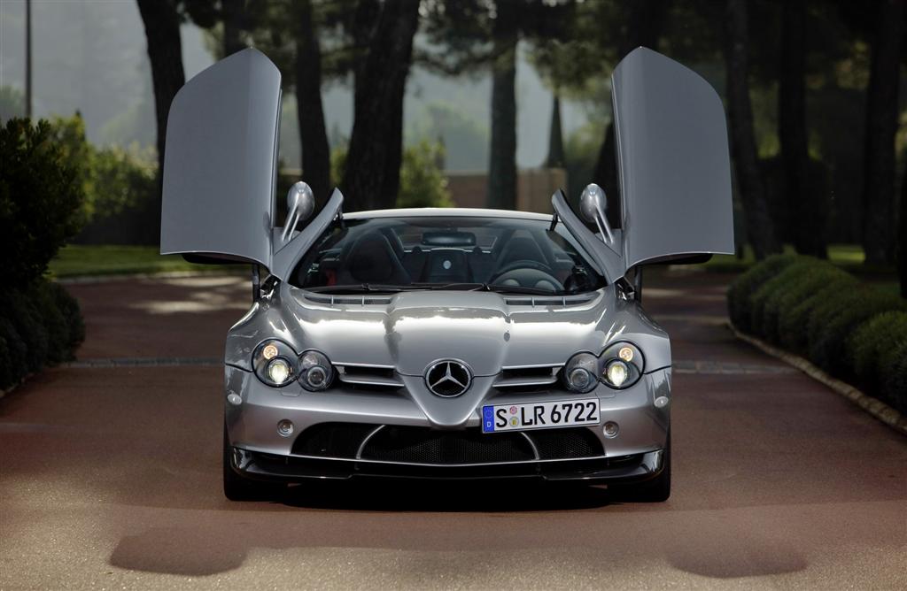 2009 Mercedes-Benz McLaren SLR