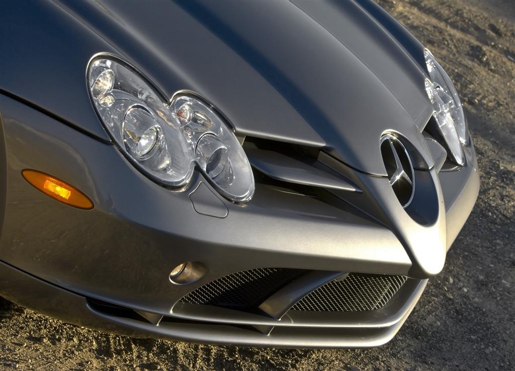 2009 Mercedes-Benz McLaren SLR