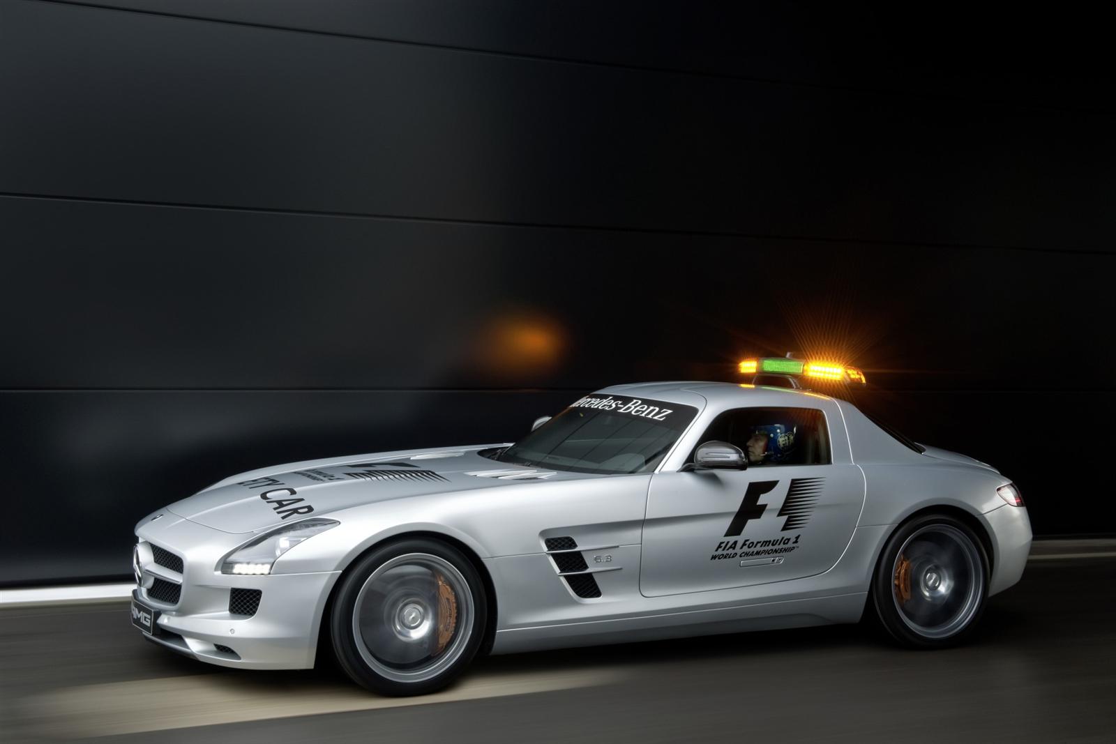 2010 Mercedes-Benz SLS AMG F1 Safety Car