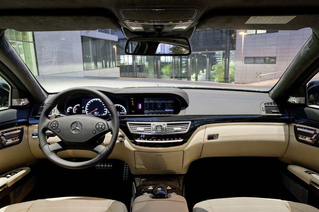 2011 Mercedes-Benz S-Class