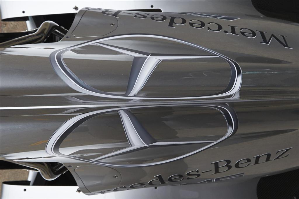 2013 Mercedes-Benz W04