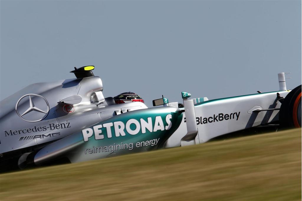 2013 Mercedes-Benz W04