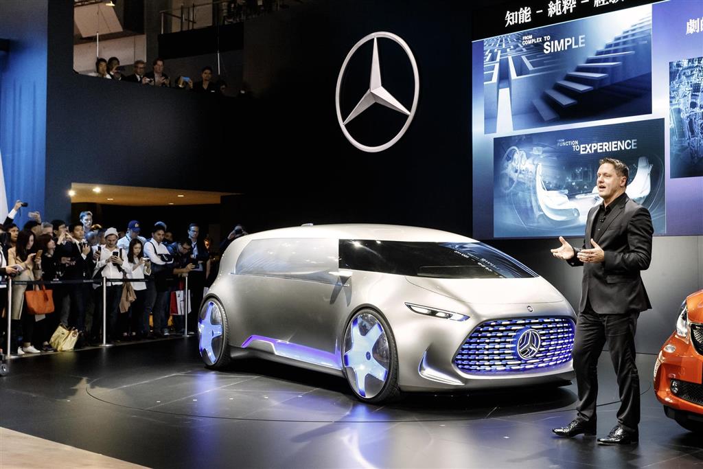 2015 Mercedes-Benz Vision Tokyo Concept