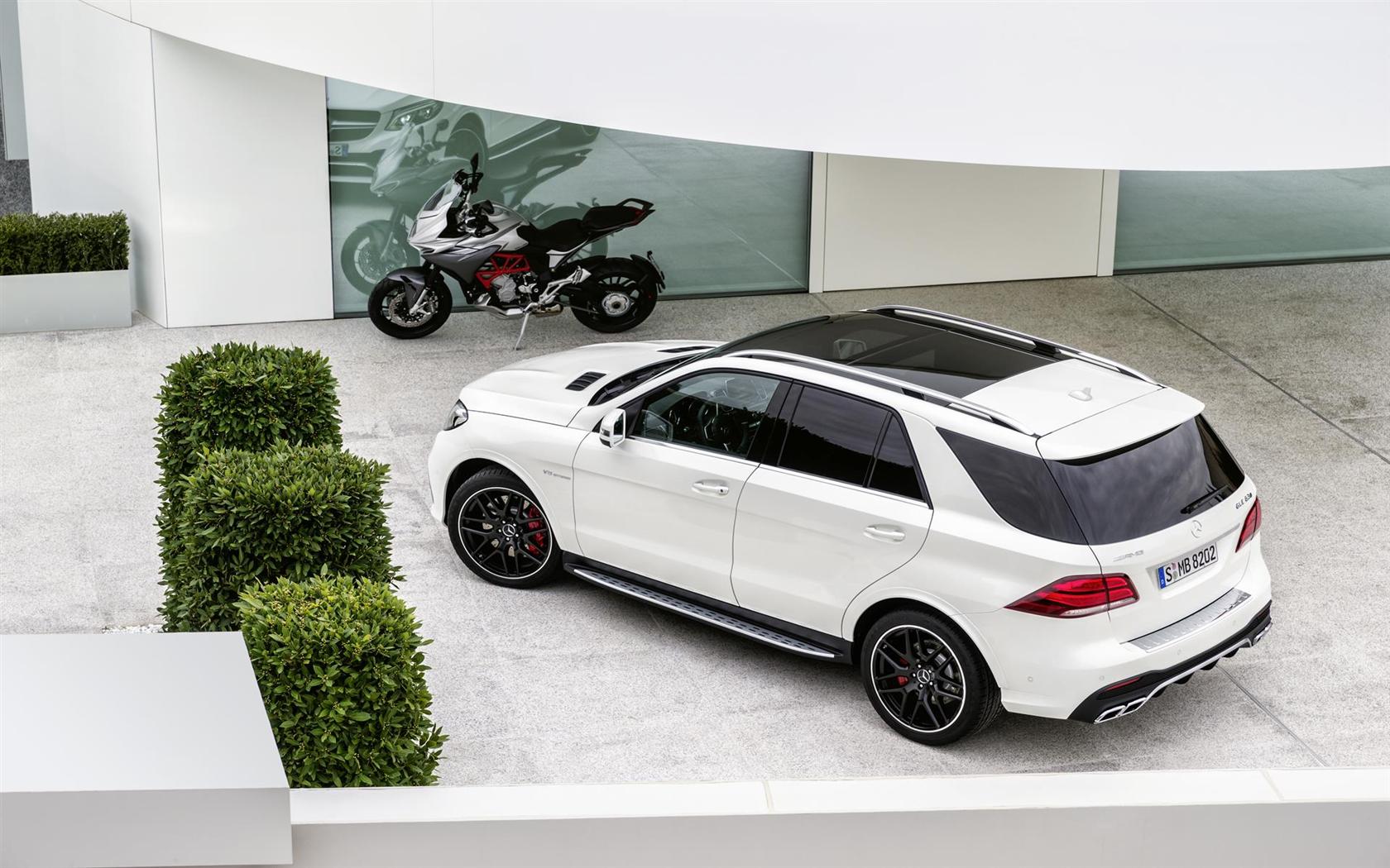 2016 Mercedes-Benz AMG GLE63