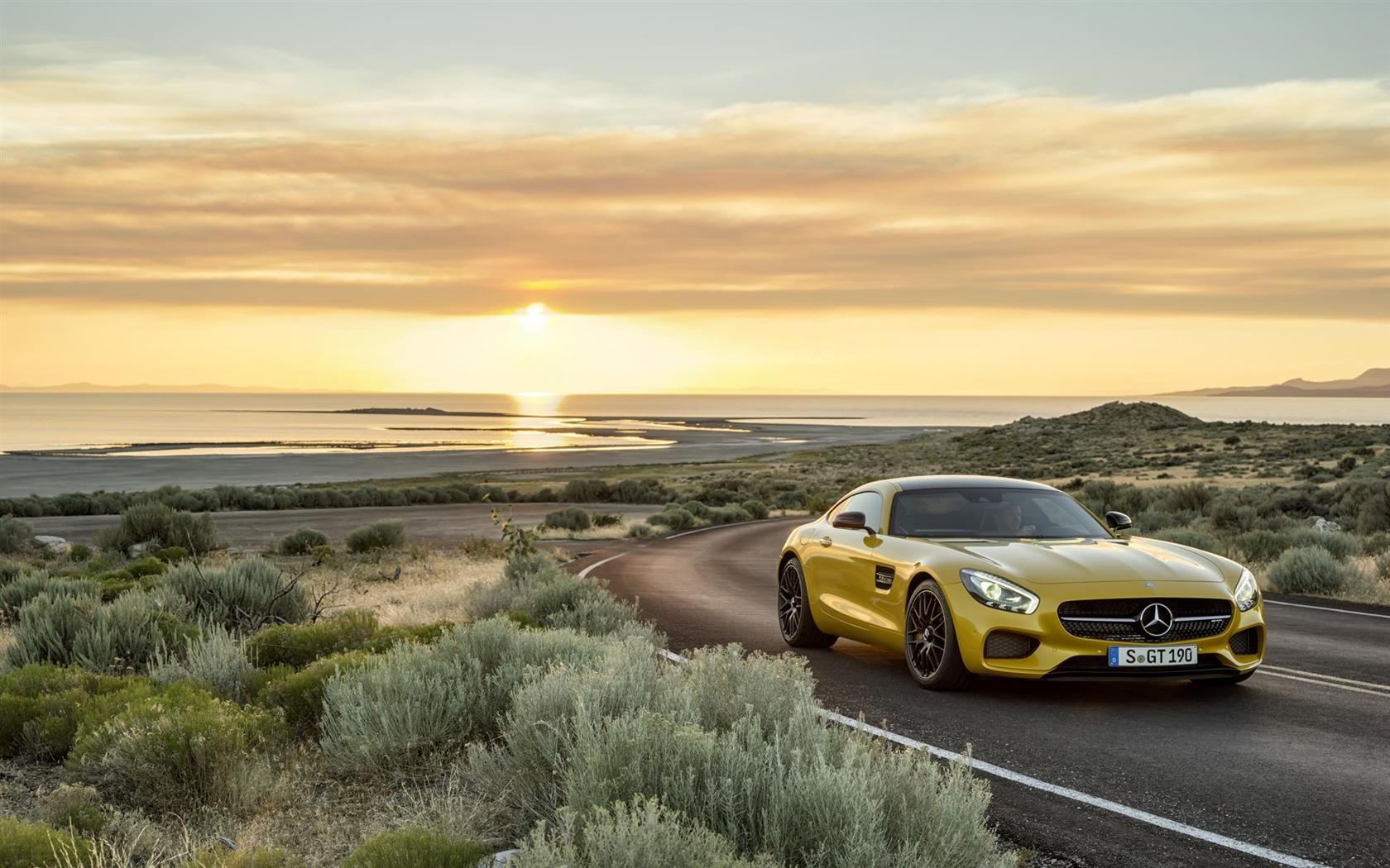 2016 Mercedes-Benz AMG GT