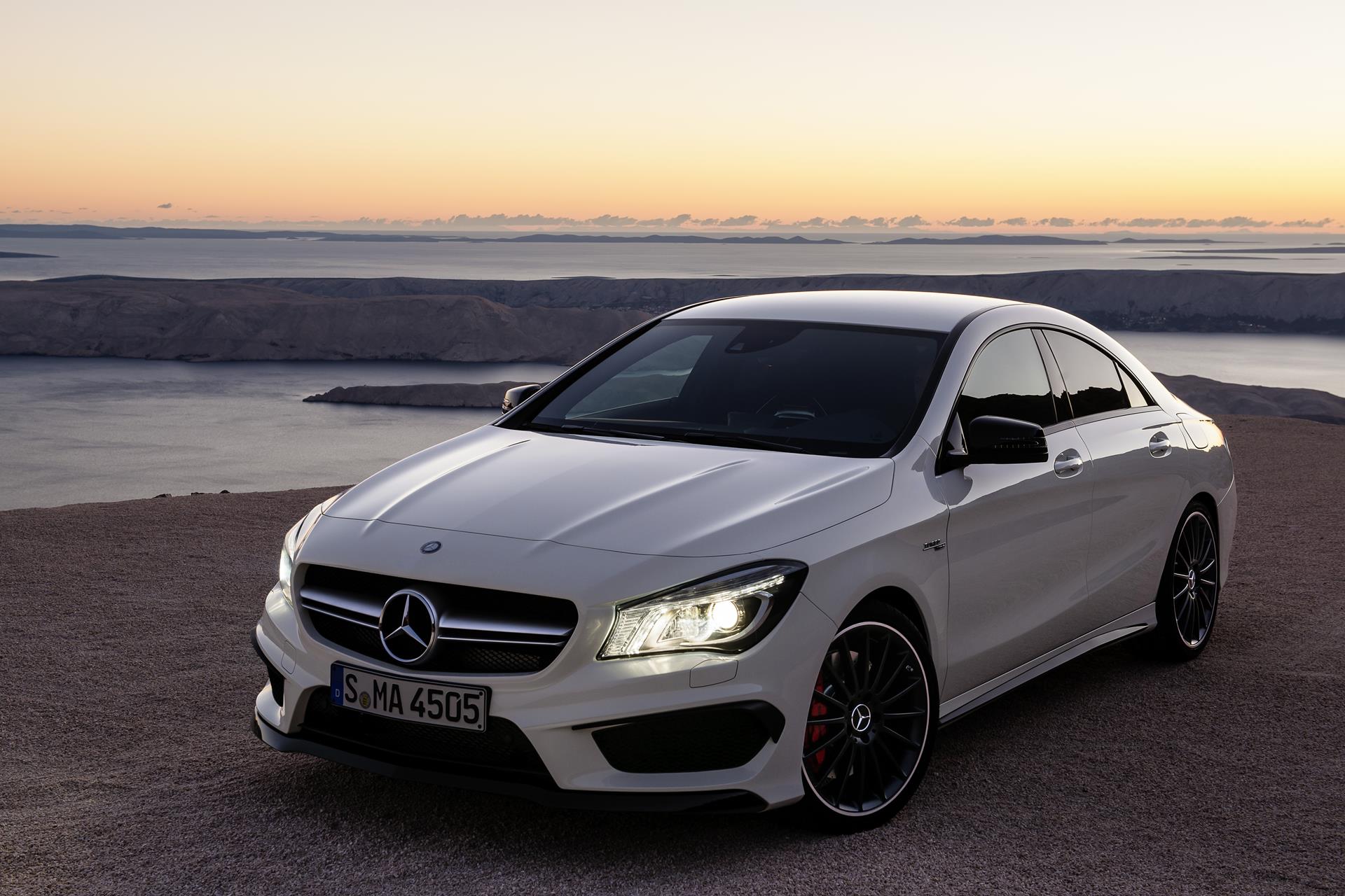 2016 Mercedes-Benz CLA-Class