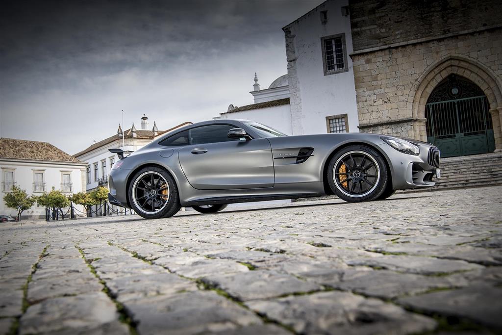 2018 Mercedes-Benz AMG GT R