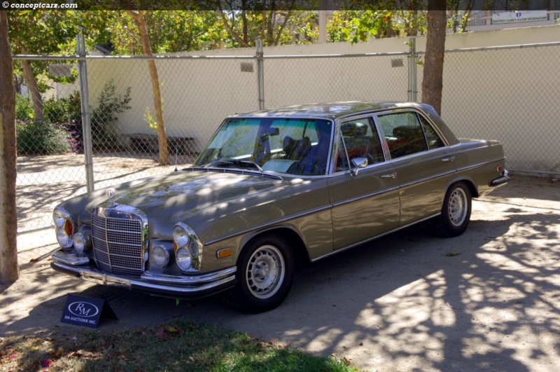 1969 Mercedes-Benz 300 SEL