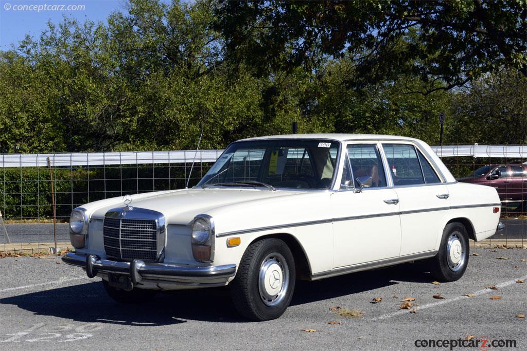 1973 Mercedes-Benz 220 Series