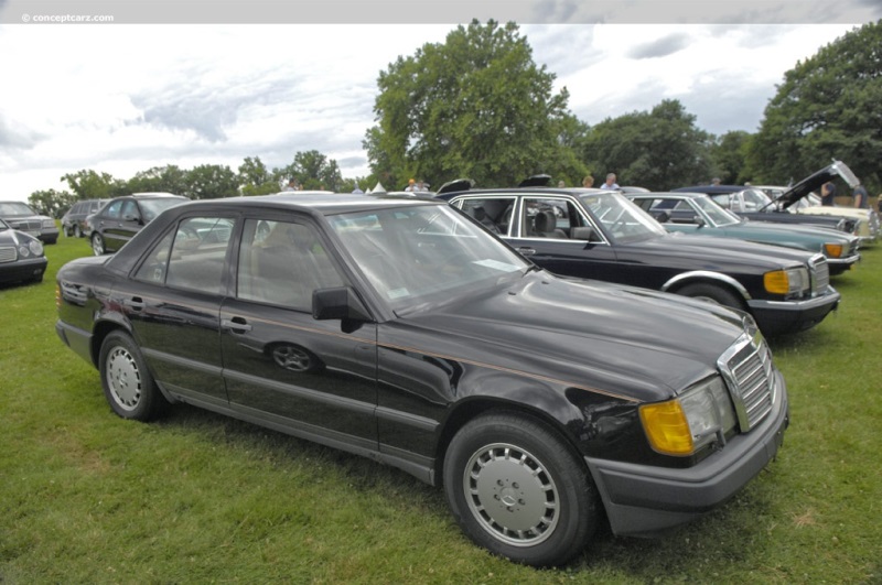 1988 Mercedes-Benz 300 Series
