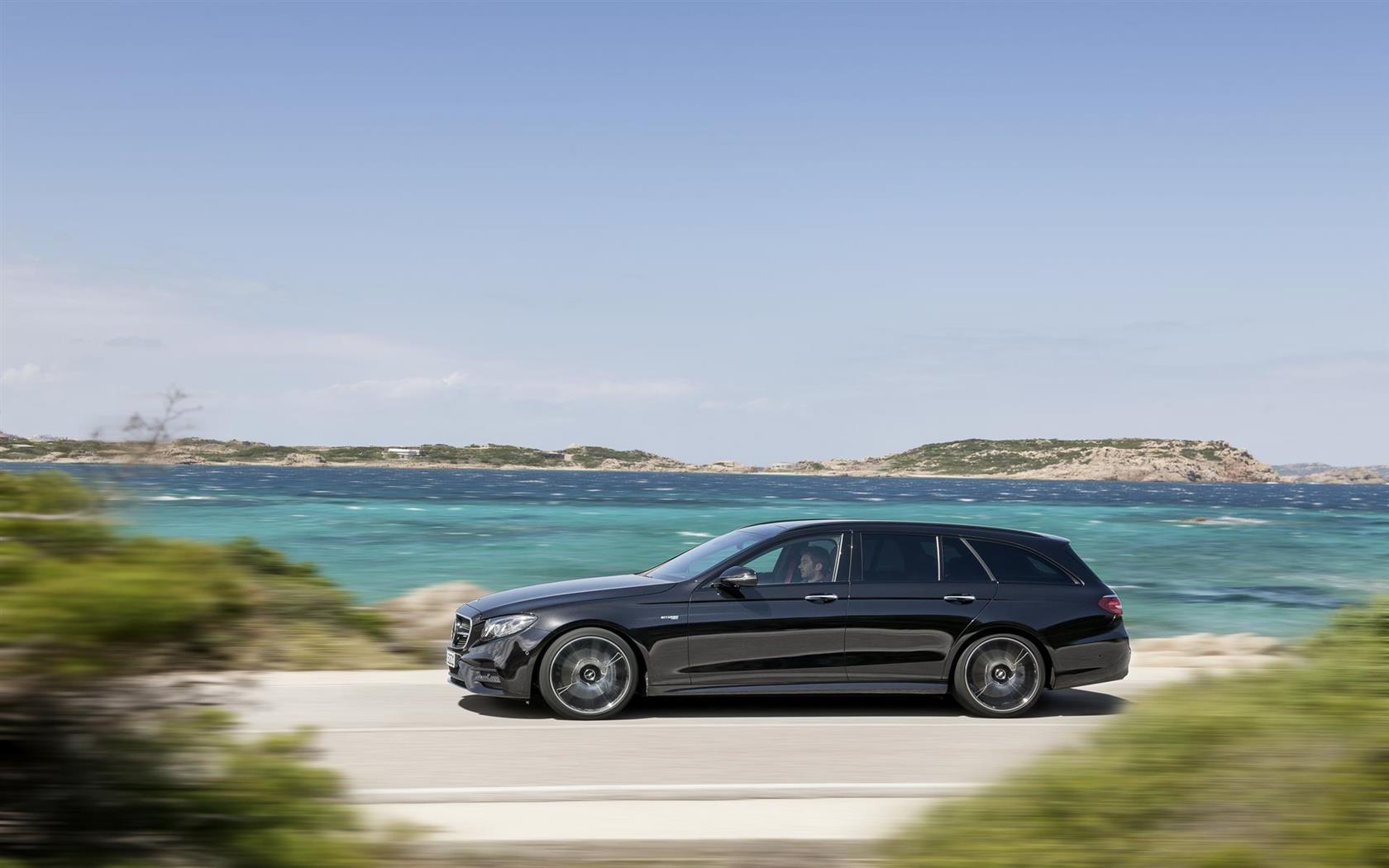 2017 Mercedes-Benz AMG E 43 4MATIC Estate