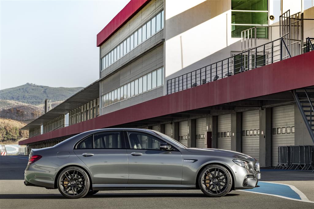 2017 Mercedes-Benz AMG E63