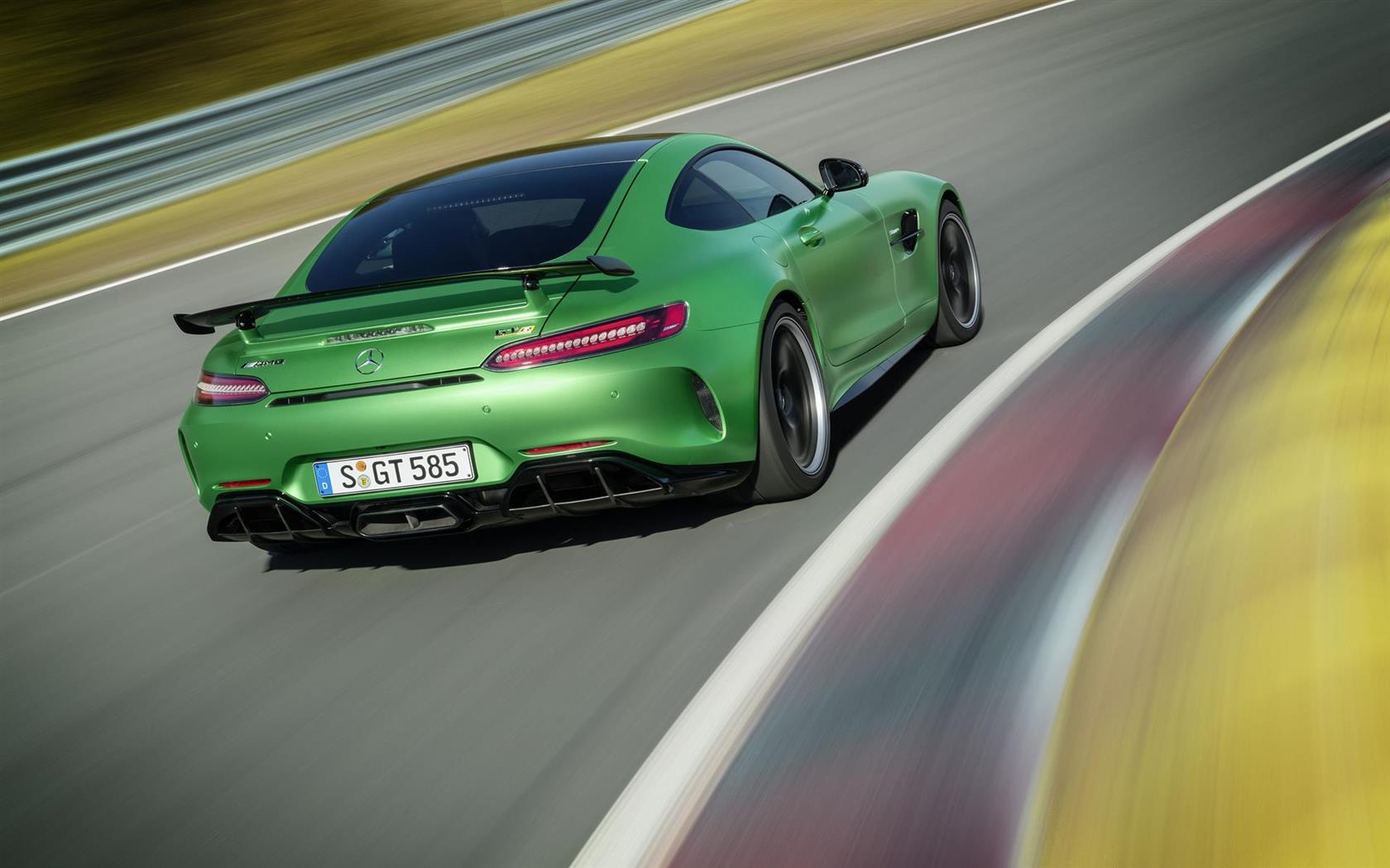 2018 Mercedes-Benz AMG GT R