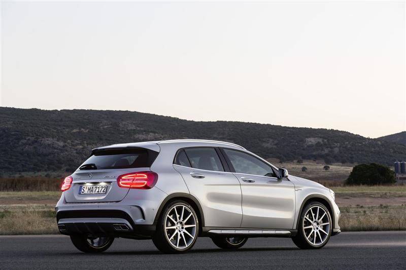 2014 Mercedes-Benz GLA 45 AMG