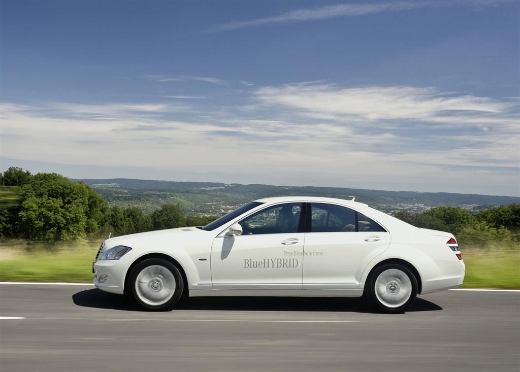 2010 Mercedes-Benz S400 BlueHYBRID