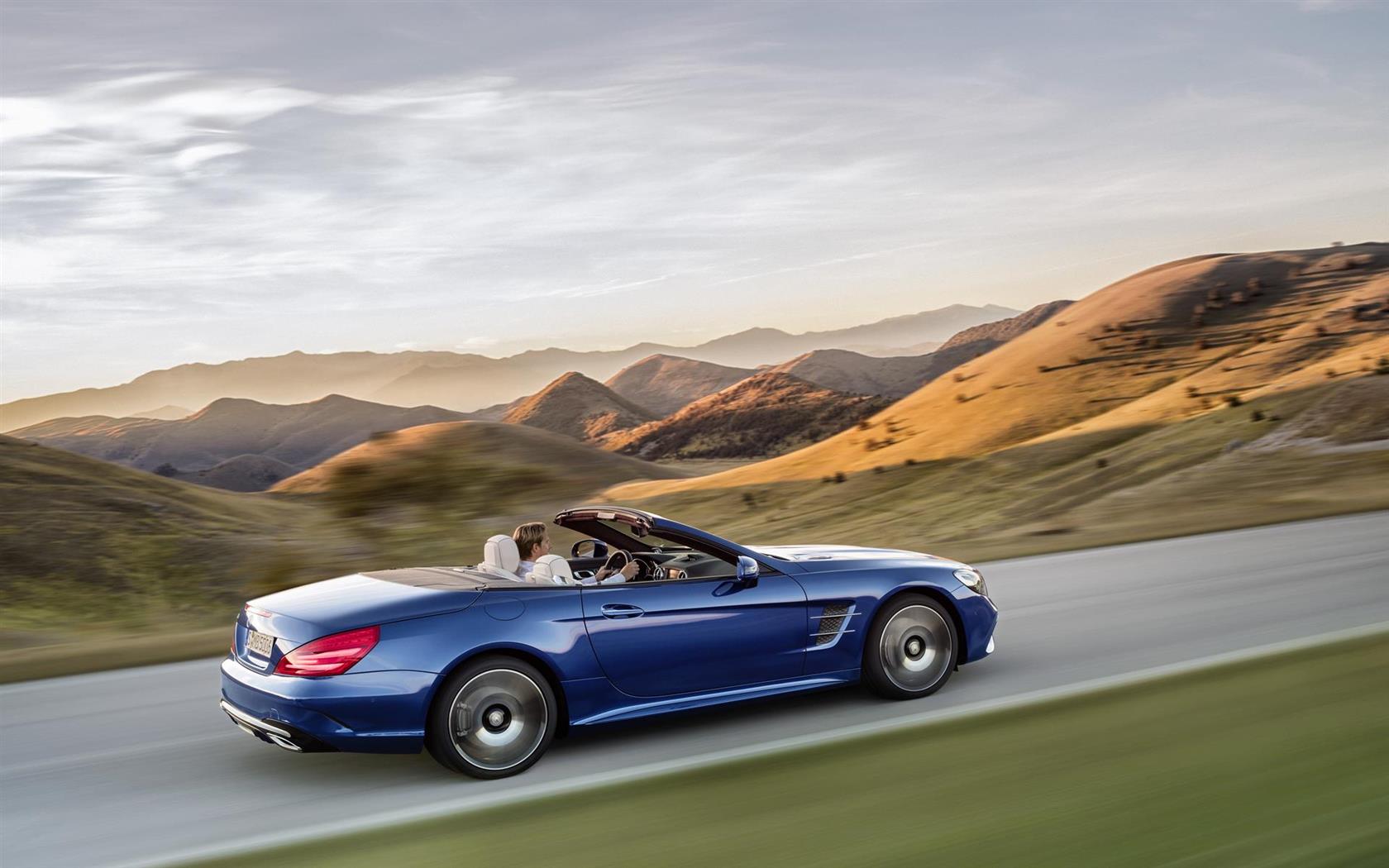 2016 Mercedes-Benz SL-Class