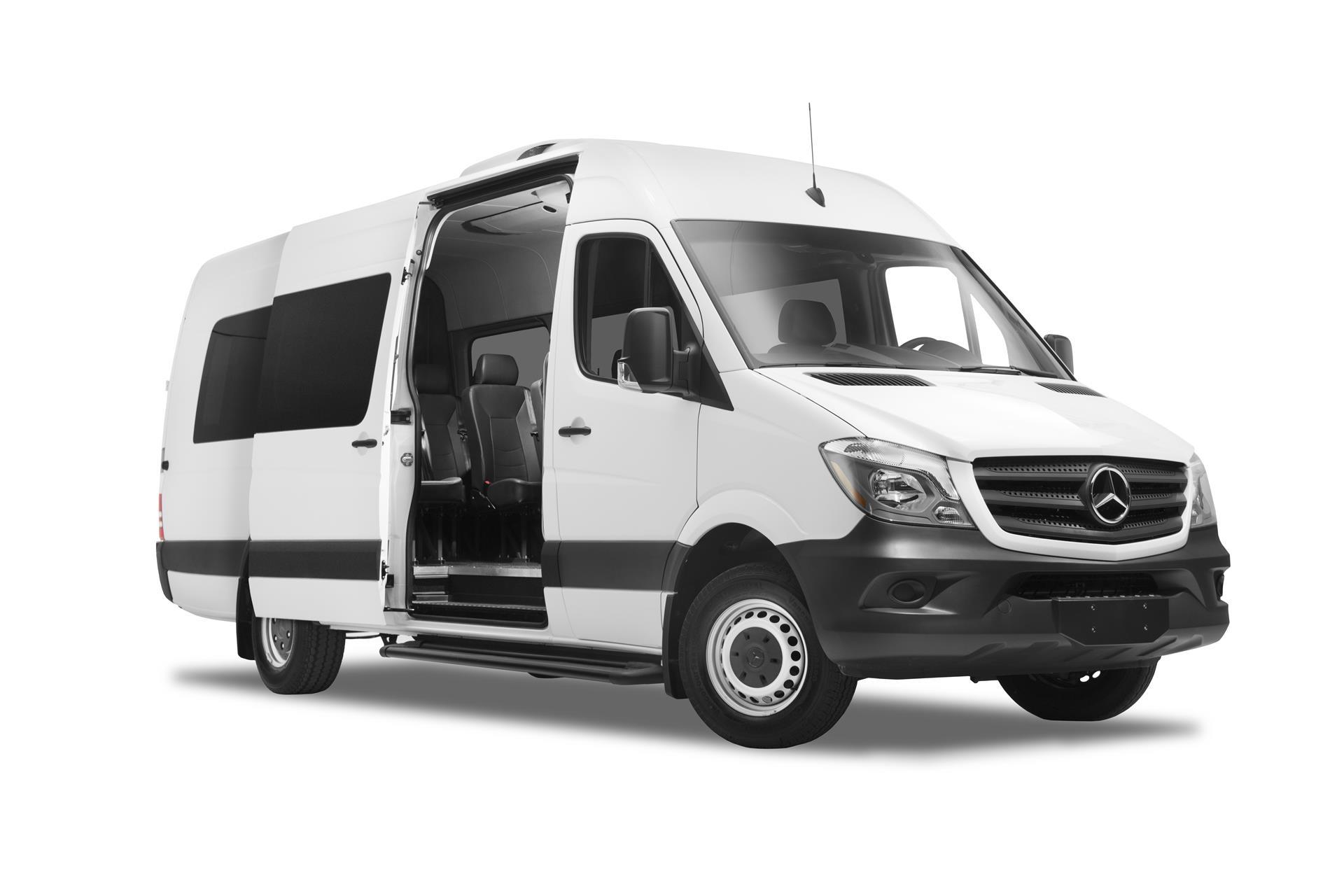 Легковом авто межгород. Mercedes Benz Sprinter 2021. Мерседес Бенц Спринтер турист 2020. Мерседес Спринтер пассажирский. Mercedes Benz Sprinter 2022.