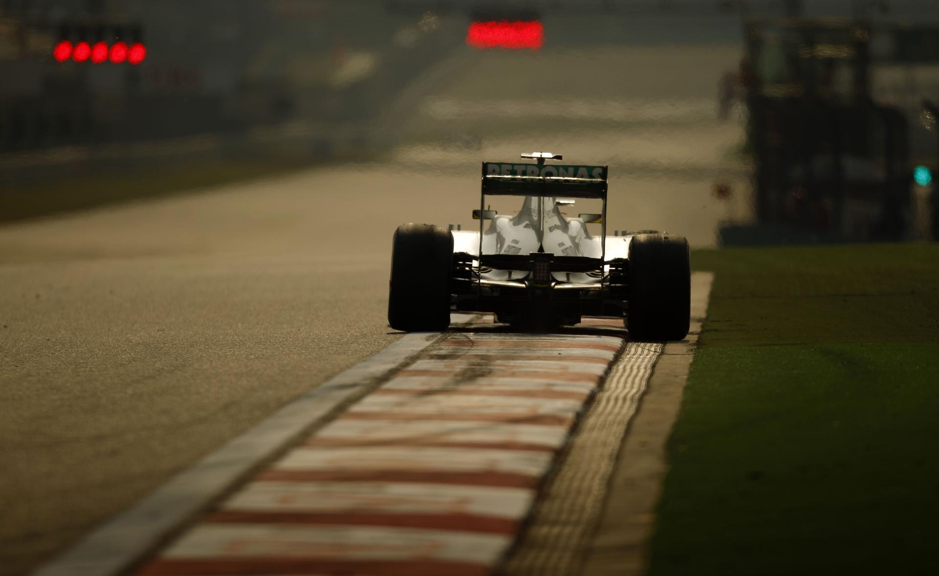 2013 Mercedes-Benz W04