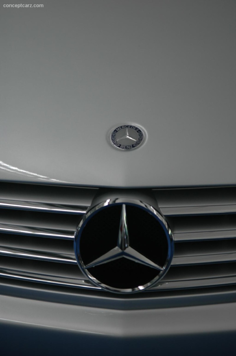 2005 Mercedes-Benz CLS 500